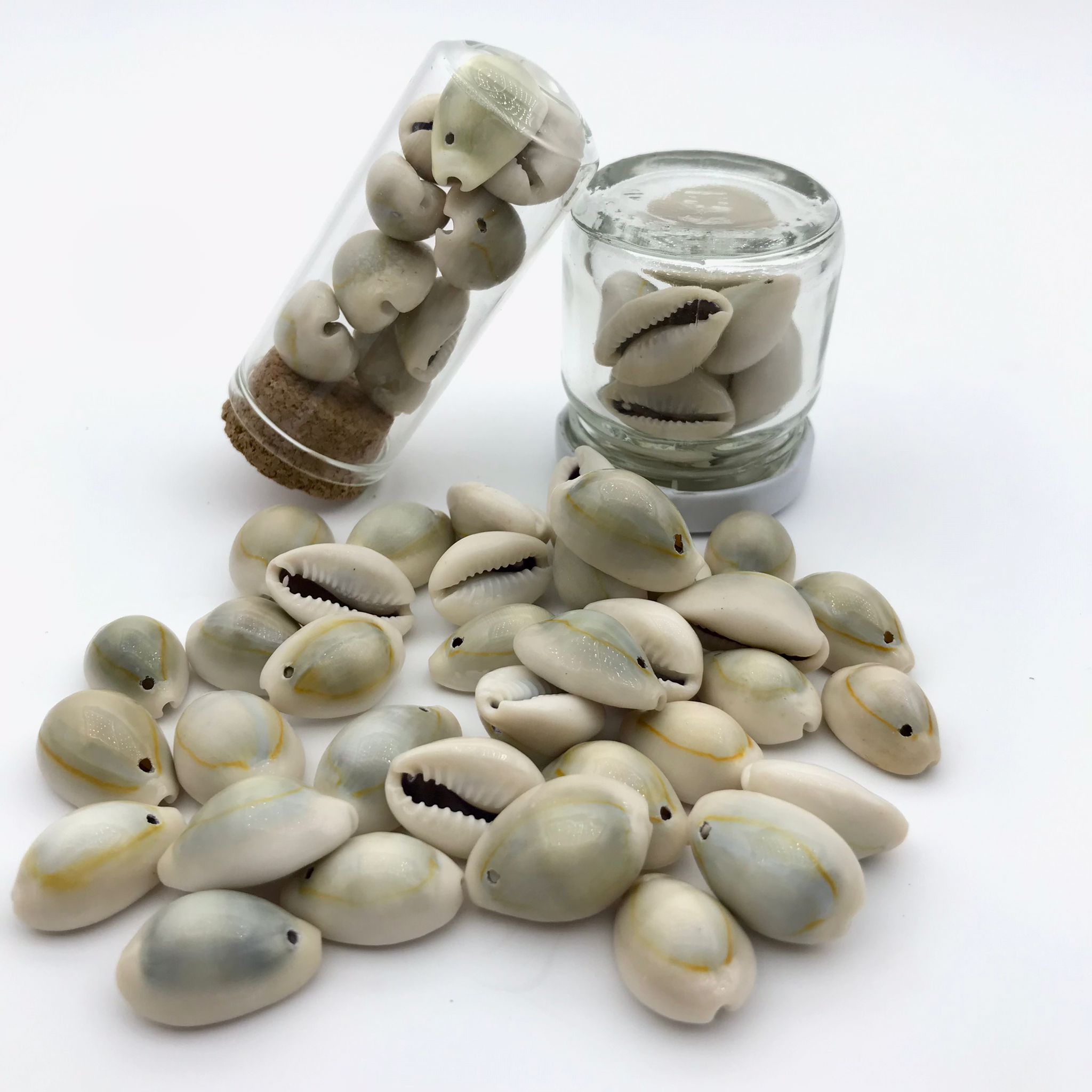 Delikli model büyük Delikli model büyük